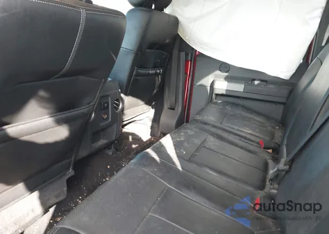 2016 Ford F-250 Lariat z USA, uszkodzony, nr VIN 1FT7W2B64GEB58817